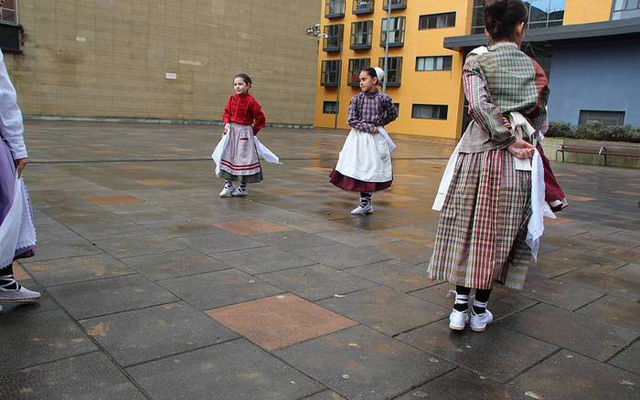 Dantzari Txiki eguna, 2015 41 1427548136519