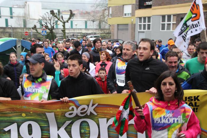 19. Korrika, furgonetatik 74 1426939580147