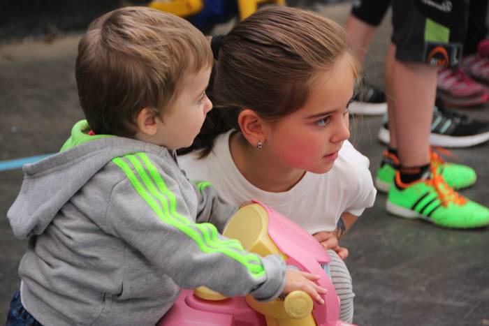 Batzuen ajea besteen jolasa, Abaltzisketan 30 1434811533246