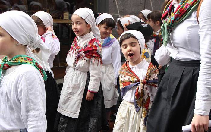 Dantzari Txiki eguna, 2015 62 1427548156410