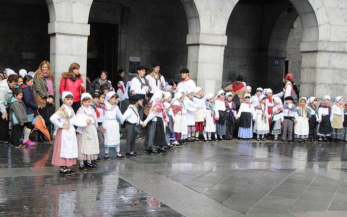 Dantzari Txiki eguna, 2015 67 1427548161188