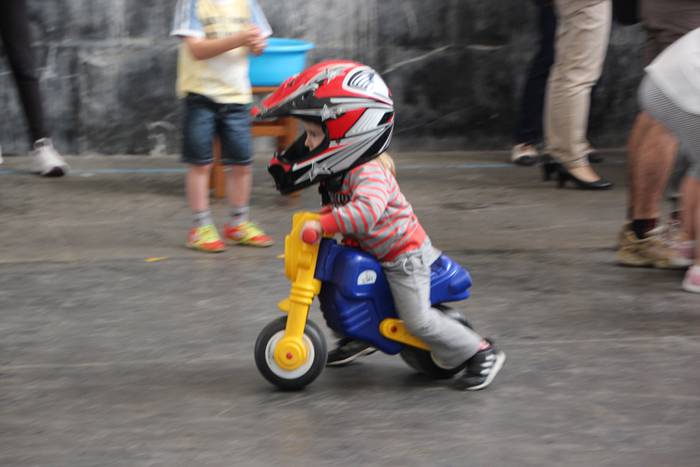 Batzuen ajea besteen jolasa, Abaltzisketan 40 1434811545962