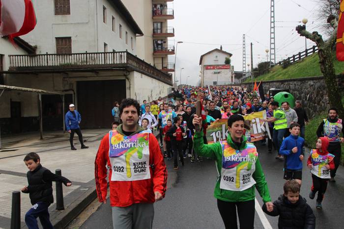 19. Korrika, furgonetatik 86 1426939594219