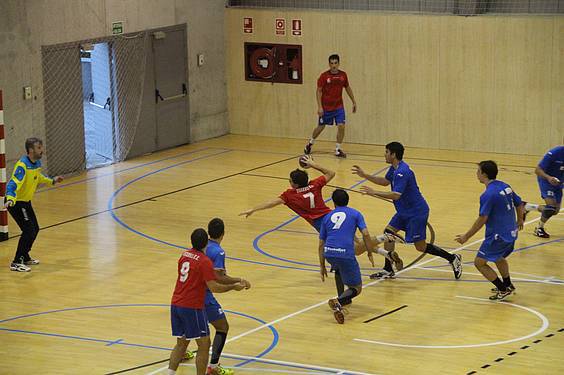 Tolosa Eskubaloia - Usurbil 12 1413991188235