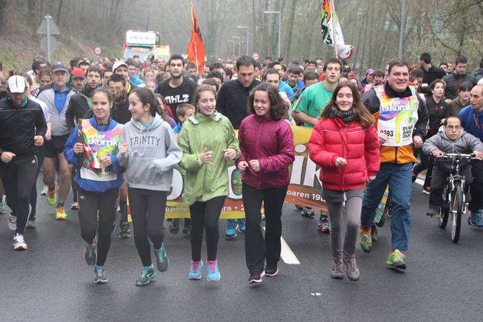 19. Korrika, furgonetatik 99 1426939608103