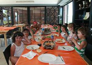 Umeek ere beraien lekua izan dute festetan