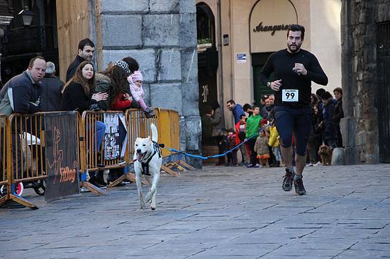 txakur krosa 2015 18 1422287489297