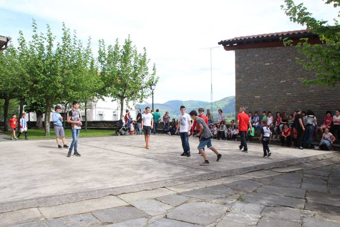 Asteasuko Elizmendiko jaiak 9 1430583960440