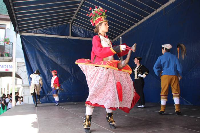 Alegiako Karmen jaiak Sutarri emanaldia 34 1437063418880