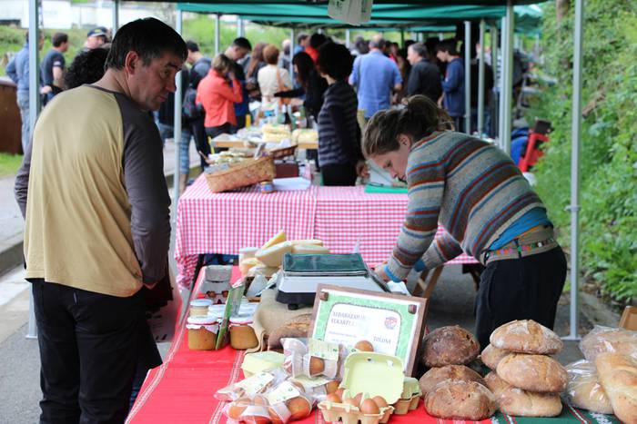 azoka ekologikoa alegia 2015 5 1430136680490