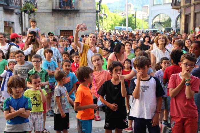 Sanjoanak tolosa txupinazoa 2015 17 1435084218937