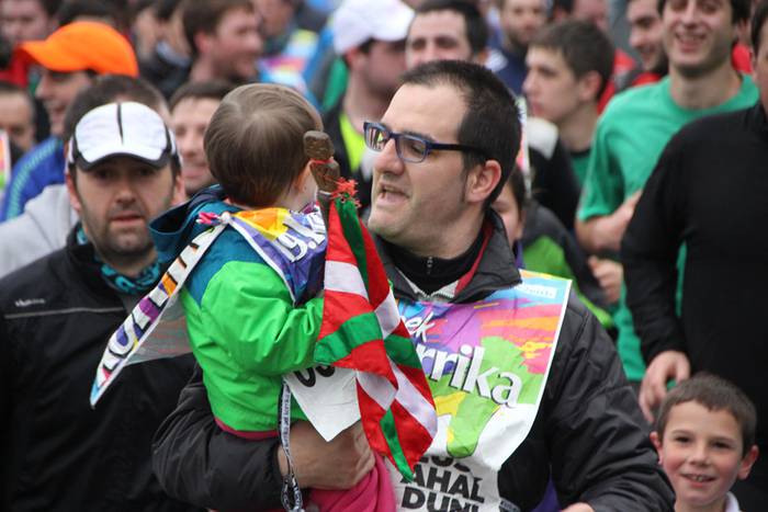 19. Korrika, furgonetatik 106 1426939615829