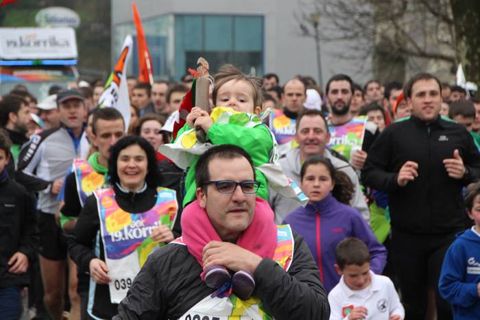 19. Korrika, furgonetatik 107 1426939617173