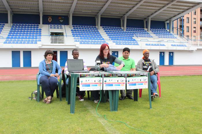 Kultur aniztasuna eta euskara, kirolari esku emanda