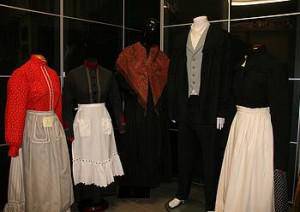 Euskal jantzien erakusketa izango da