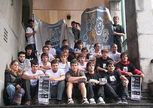 Herriko lau musika taldek 'Sputnik 11' bilduma grabatu dute