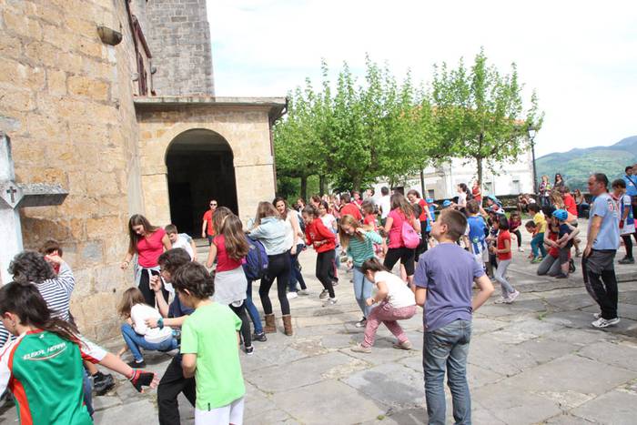 Asteasuko Elizmendiko jaiak 24 1430583975961