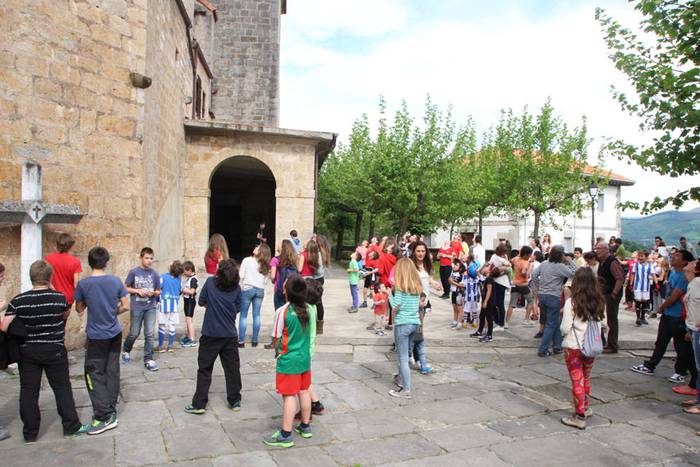 Asteasuko Elizmendiko jaiak 25 1430583976944