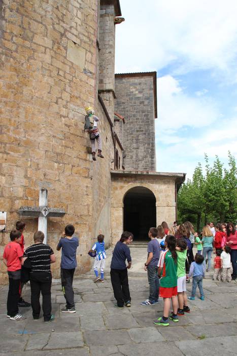 Asteasuko Elizmendiko jaiak 27 1430583980368