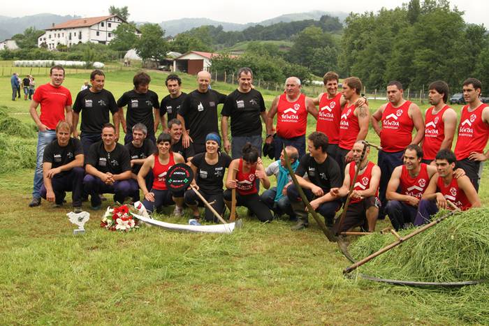 Alatzne Etxaburua astondoa apustu 2015 2 156 1433776086067