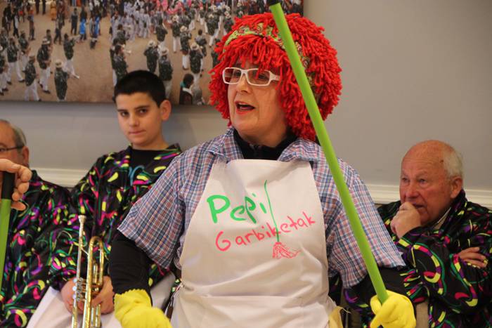 piñata igandea iurreamendi 2015 5 1424703846243