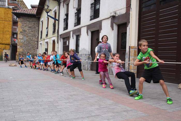 Alegiako Kalebeherako jaiak 2015 20 1442077938147