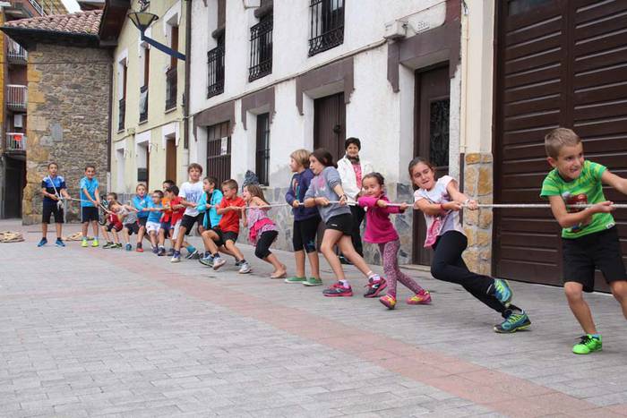 Alegiako Kalebeherako jaiak 2015 21 1442077938453