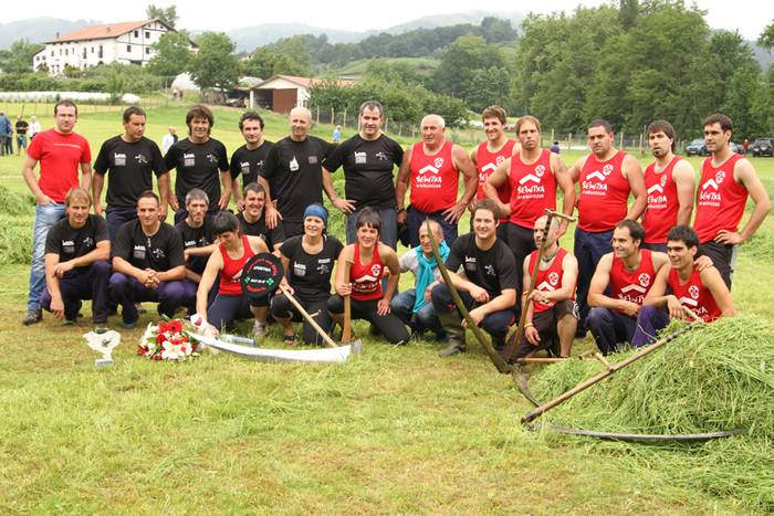 Alatzne Etxaburua astondoa apustu 2015 2 157 1433776087554