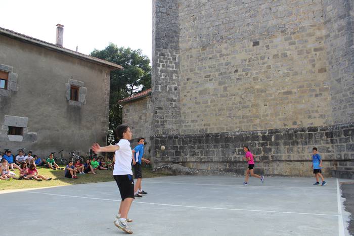 Altzoko Frontoi Zaharreko Txapelketa 2015 7 1436435204404