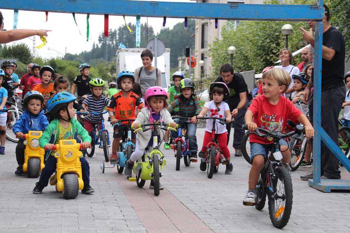 Alegiako Kalebeherako jaiak 2015 29 1442077940987