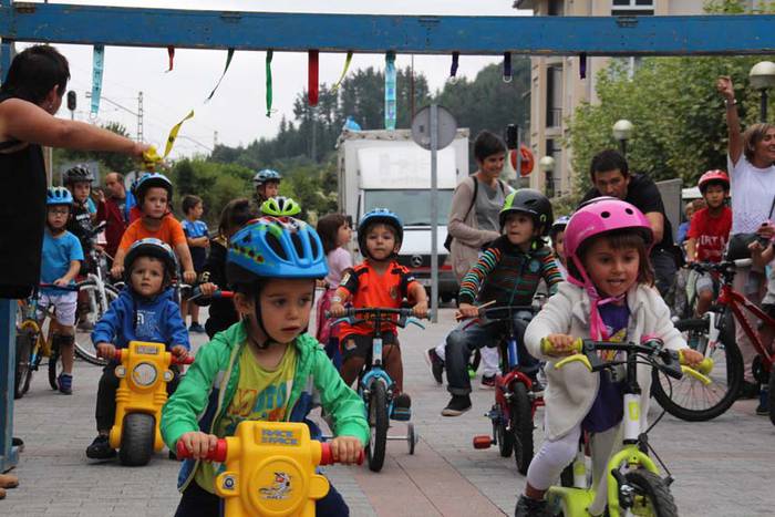 Alegiako Kalebeherako jaiak 2015 30 1442077941325