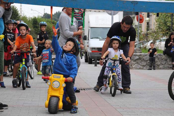 Alegiako Kalebeherako jaiak 2015 36 1442077943307