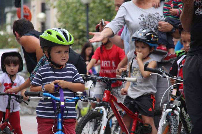 Alegiako Kalebeherako jaiak 2015 38 1442077943910