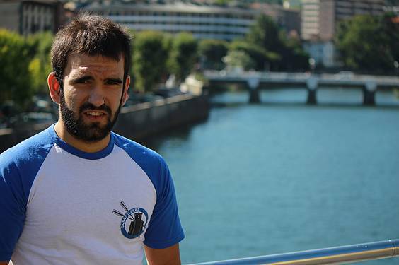Julen Gorostiaga (Donostiarra): «Sabelean kilimak sentitzen dira»