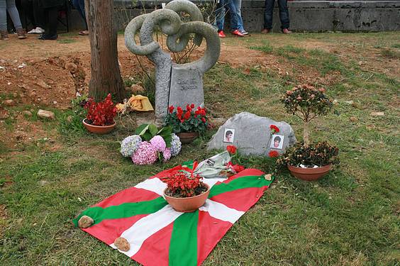 Santu Guztien Eguna 7 1383323336314