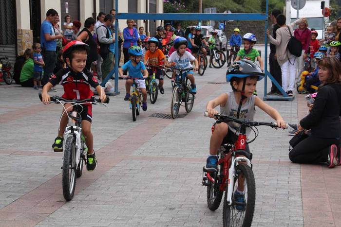 Alegiako Kalebeherako jaiak 2015 43 1442077945507