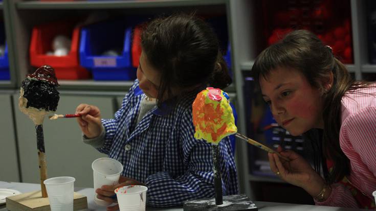 Txotxongilolariak hezitzen