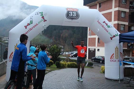 Berrobiko XII. herri krosa 32 1417285434097