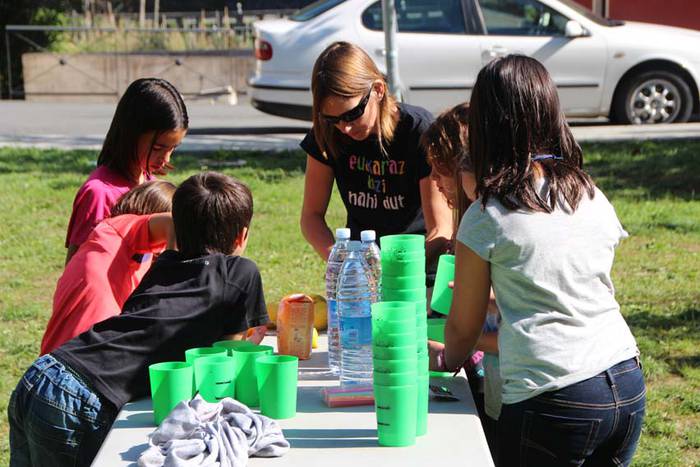 lizartzako jaiak 2015 ur jolasak 18 1441711636980