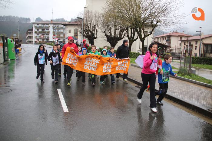 Korrika Txikiak 2015 14 1427128256448