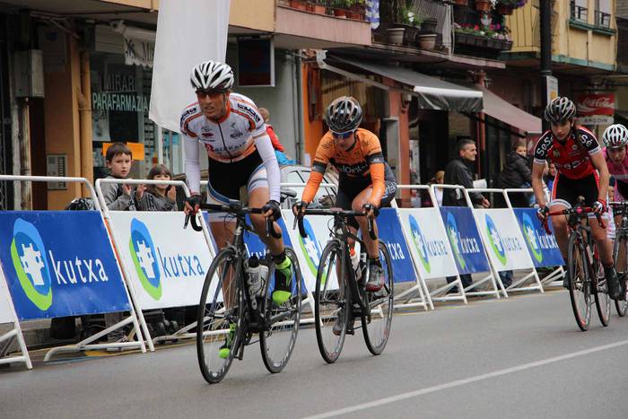 gipuzkoako emakumeen itzulia 2015 16 1431892521057