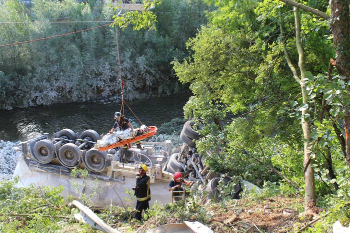 Istripua Alegia Oria ibaia kamioia 8 1436207545664