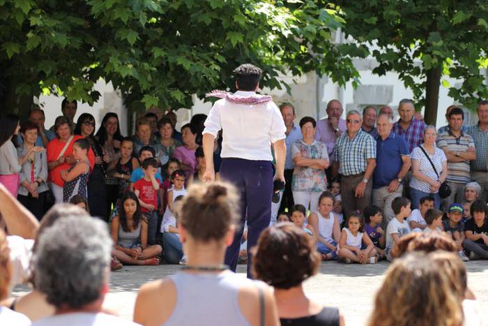 Asteasu jaiak sanpedro 2015 dantzasoka 10 1435582529862