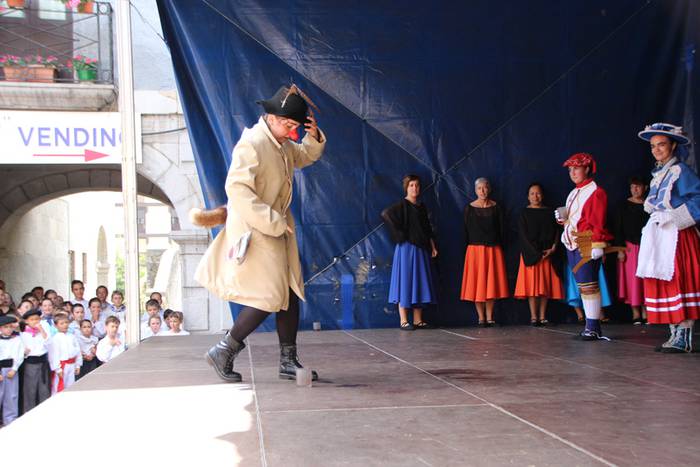 Alegiako Karmen jaiak Sutarri emanaldia 49 1437063440832