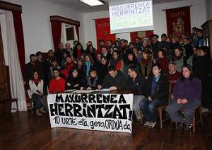 Parte hartze bidez definitu nahi dute Maxurrenea etxea