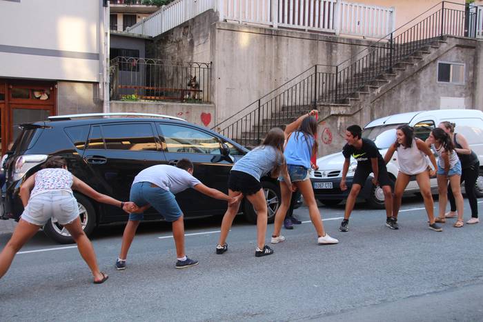 Anoetako Gazte Eguna 2015 gazte asanblada 2 1441033409959