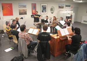 Santa Klaran jarraituko dute abesbatza musika saioek