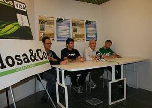 Azaroko hiru larunbatetan kale emanaldiak, merkatarien eskutik