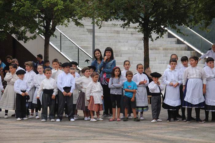 altzon haurrak dantzan 3 1438280892545