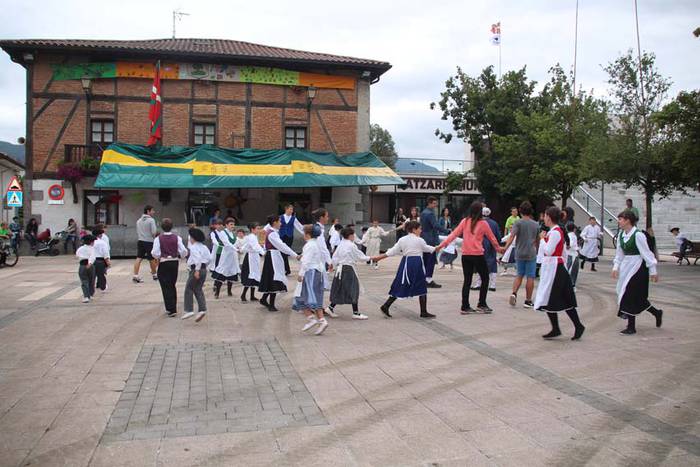 altzon haurrak dantzan 5 1438280893127